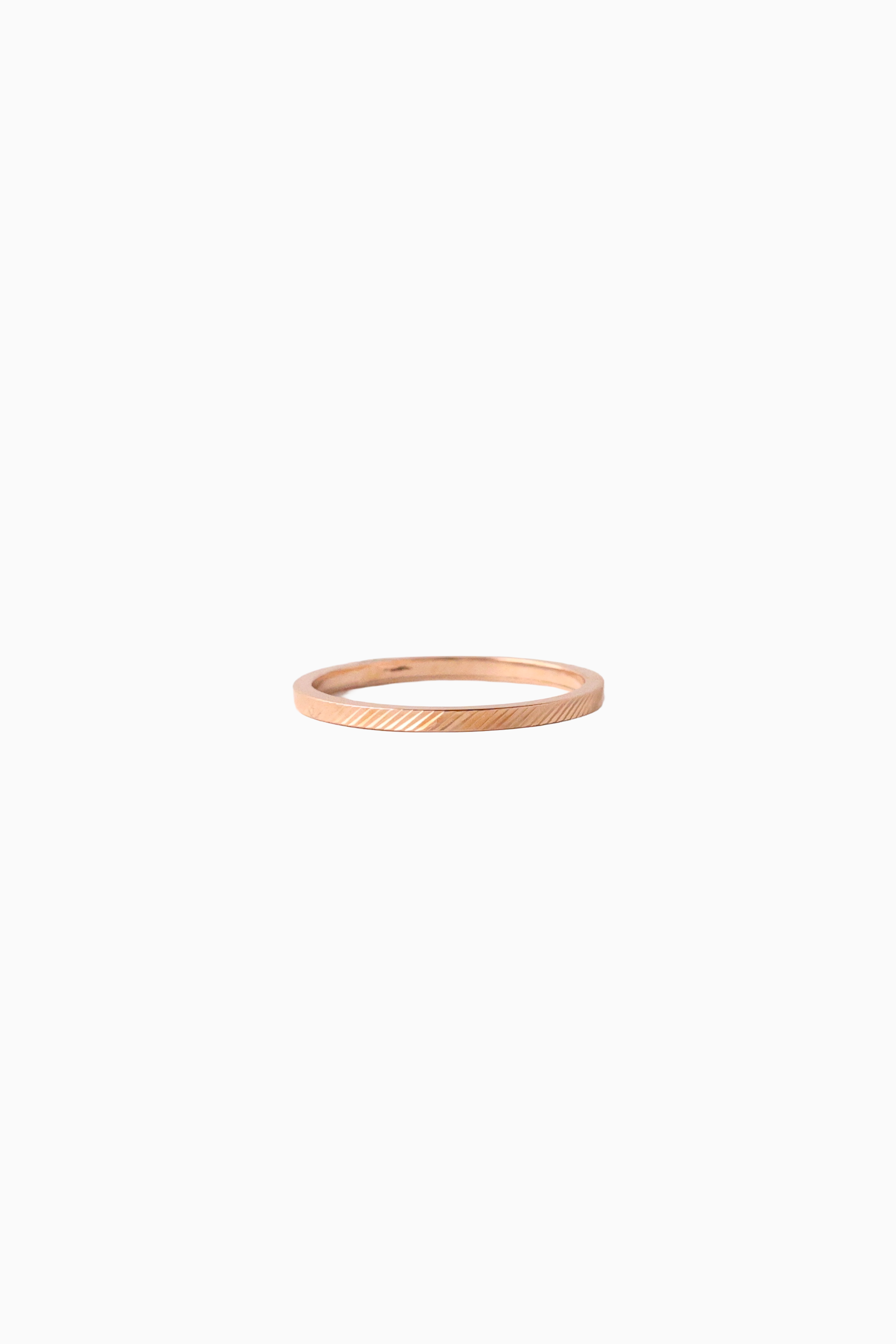 Eclipsera Line Ring
