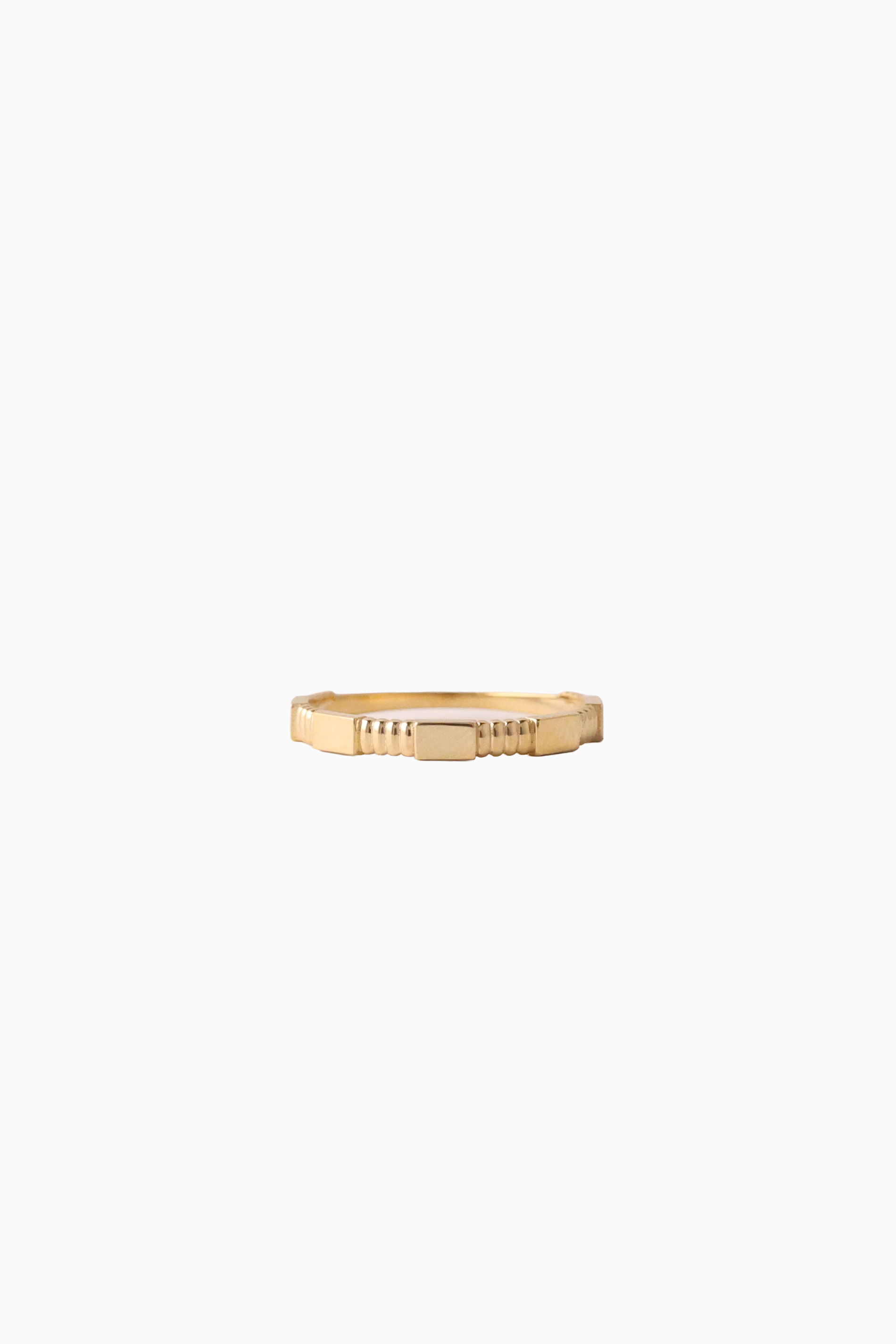 Serene Mini Ring