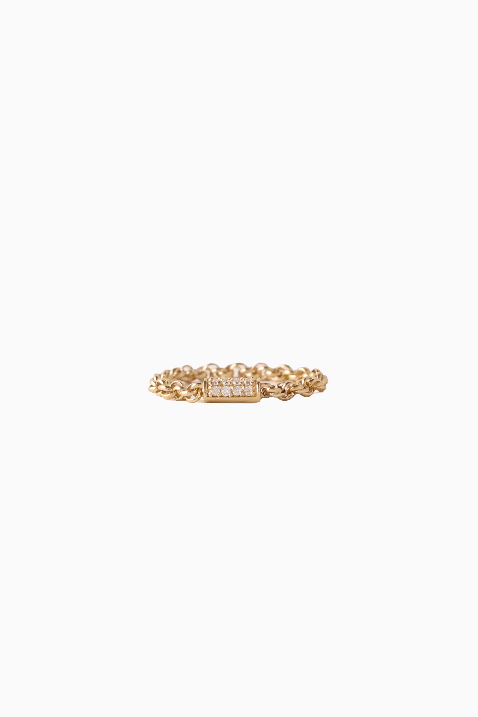 Shimmering Diamond Chain Ring