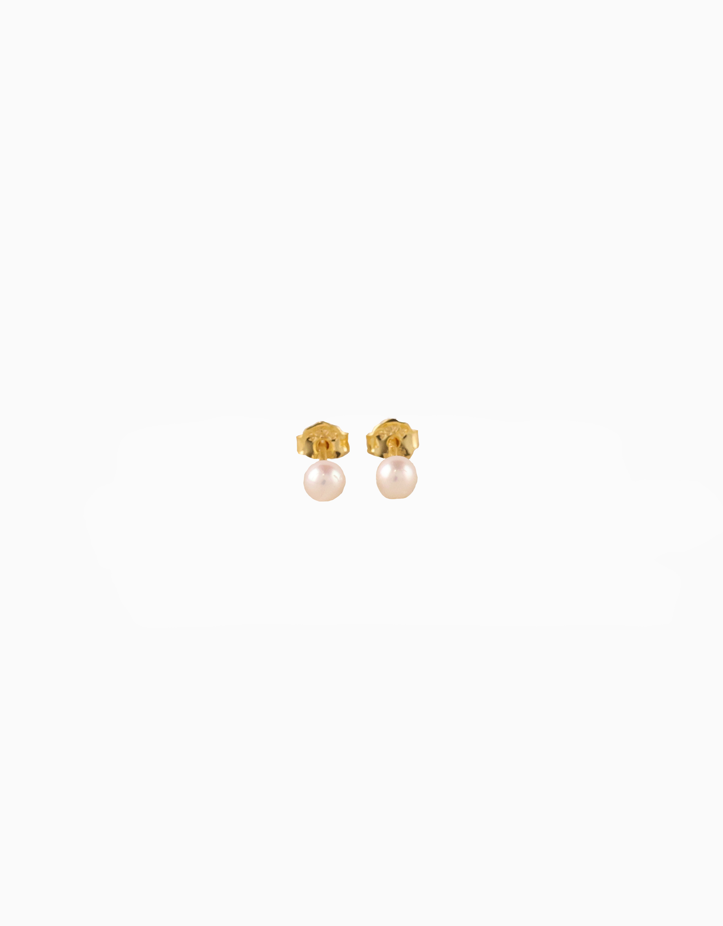Neraya Pearl Studs